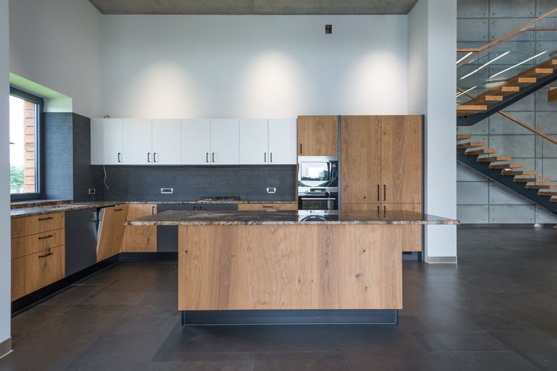 Зачем две кухни: логика разделения функций