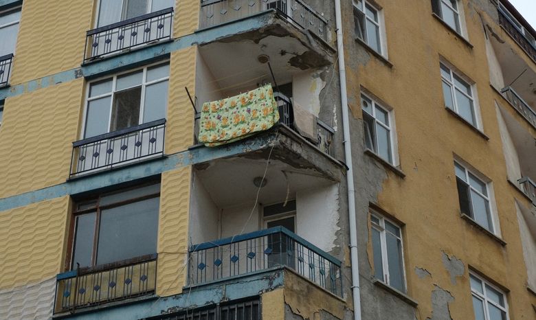Нужна ли принудительная вентиляция в лаунж-зоне на лоджии?