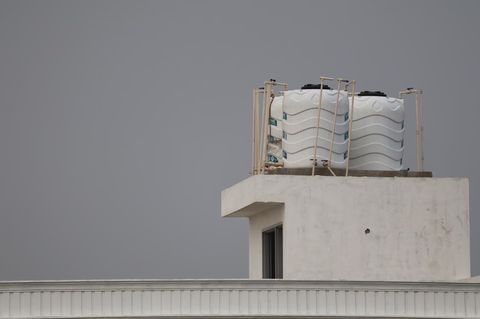 Какой септик выбрать для загородного дома: критерии, которые действительно важны