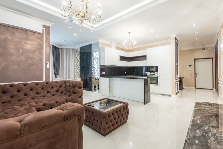 Как зонировать освещение в гостиной от 50 м²