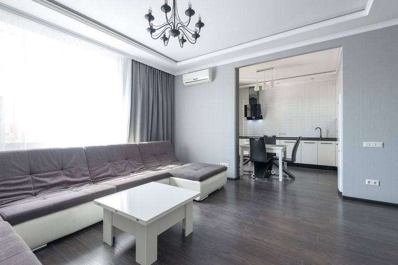 Сколько функциональных зон оптимально для гостиной 40-60 м²?